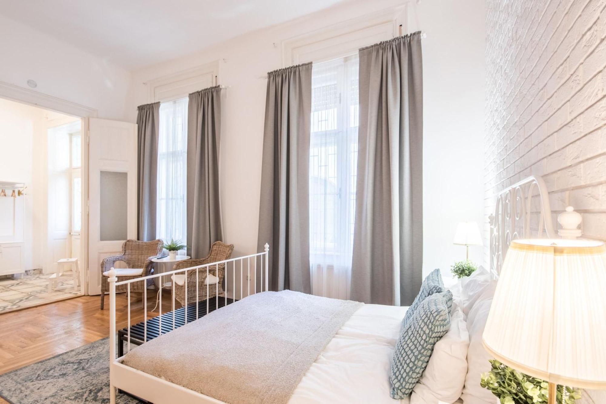 Super Central - Quiet Sleep Budapest Eksteriør bilde